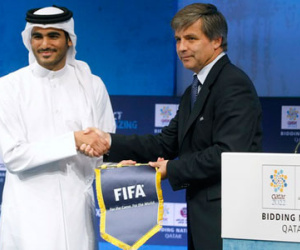 Platini nhận “lót tay” 14 tỉ bảng giúp Qatar giành quyền đăng cai World Cup