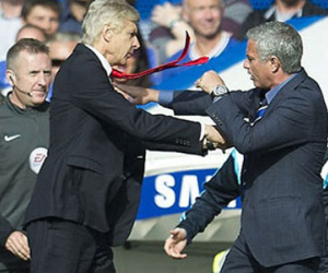 Wenger chưa từng thắng Mourinho trong 12 lần chạm trán
