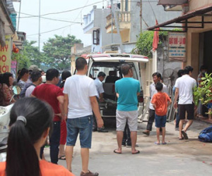 Công an xã chém hàng xóm tử vong tại chỗ