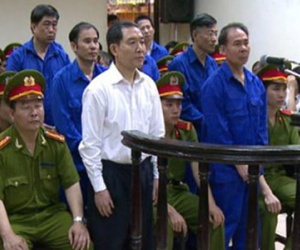 Tham nhũng tiền tấn, thu về tiền cân