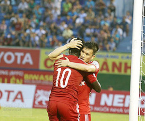 Công Vinh: "Hãy để người hâm mộ nhận xét về màn trình diễn của tôi"