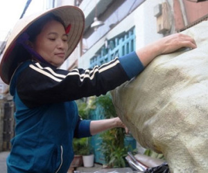 "Nếu ai chứng minh được là chủ 5 triệu yen, tôi sẽ trả lại"