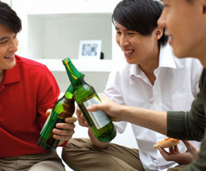 Nghỉ lễ và nỗi sợ mang tên “bạn chồng”