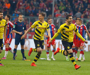 Dortmund phá giấc mơ ăn ba của Bayern Munich