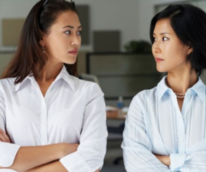 Bầu bí ăn cơm, mẹ chồng ngồi đếm từng miếng thịt