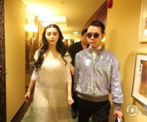 Phạm Băng Băng “tháo chạy" trước 100.000 người hâm mộ