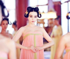 Che ngực, “Võ Tắc Thiên” giảm lượng xem thê thảm