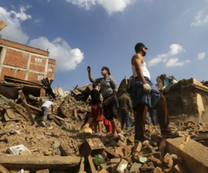 Nepal: 7.040 người chết, thấy nhiều thi thể khách nước ngoài