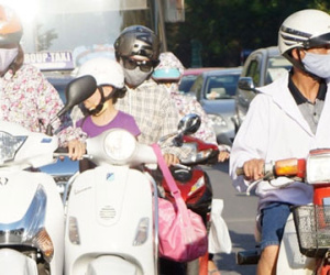 Trung Bộ nắng nóng gần 40 độ, mưa dông nhiều nơi