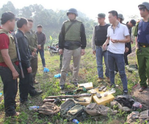 Công an đấu súng với 28 tên tội phạm, thu 160 bánh heroin