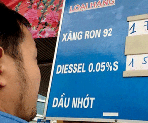 Không điều chỉnh giá xăng trong ngày 4/5