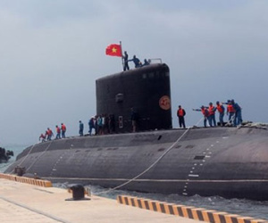 Vì sao lính tàu ngầm Việt Nam không tuyển người bụng bự?