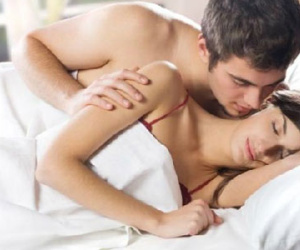 Thân trai hao gầy vì lấy phải vợ khỏe suốt ngày đòi... "yêu"!