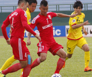 AFC Champions League 2015: Công Vinh ghi bàn, B.BD đánh bại đại gia Nhật Bản