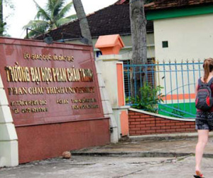 Kỳ án gái Tây tố trai phố Hội "đoạt tình"