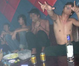 Đột nhập vụ tổ chức sinh nhật bằng "tiệc ma túy" giữa Hà Thành