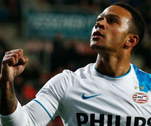 NÓNG: M.U chính thức có Memphis Depay