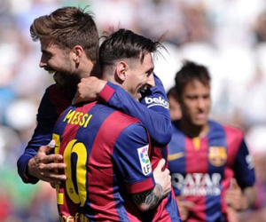 Pique: "Guardiola nói quá chuẩn. Không thể cản Messi!"