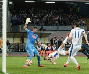 Clip trận Napoli hòa 1-1 với Dnipro