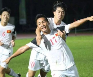 Công Phượng bất ngờ bị Tuấn Tài thế chỗ ở ĐTQG