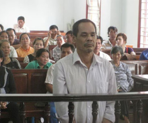 Yêu đương mù quáng, thảm kịch đau lòng