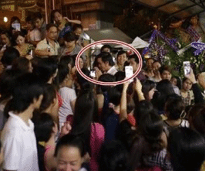 Có cái gọi là “thú vui” từ đám tang nghệ sĩ?