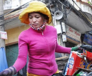 Công an tiếp tục "giam" 5 triệu yen, 'tỉ phú ve chai' tuyệt vọng