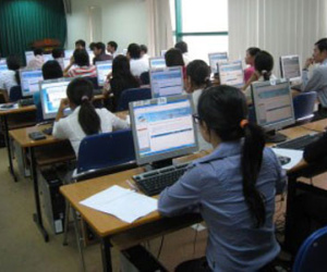 Thạc sĩ giỏi trượt công chức: "Tôi làm bài tốt, sao lại trượt?"