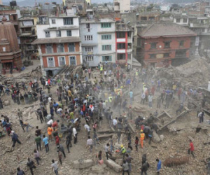 Thêm một trận động đất mạnh 7,4 độ Richter tàn phá Nepal