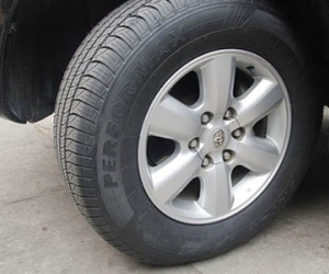 Công nghệ lốp xe chống đinh tặc đến Việt Nam