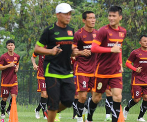 Công Vinh chấn thương, Miura gọi Công Phượng lên tập ở ĐTVN