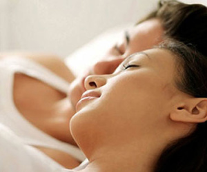 Làm hòa bằng "chuyện ấy"