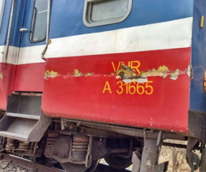 Xe ben đâm hông tàu hỏa, tài xế tử vong