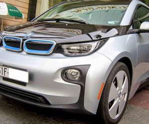 Xe điện BMW i3 bất ngờ lăn bánh tại Việt Nam