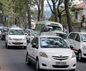TP HCM: Taxi bắt đầu tăng giá cước