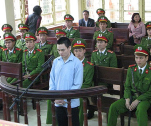 Lý Nguyễn Chung một mình sát hại chị Hoan
