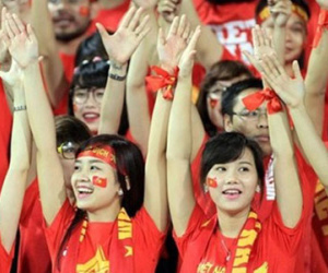 Vé xem bóng đá ở SEA Games 28 đắt gấp 4 lần kỳ trước