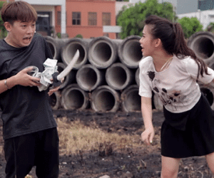 Clip 9 cách phòng tránh cướp của Phở và hot girl Ngọc Thảo