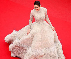 Mỹ nhân Thái Lan diện đầm cưới trên thảm đỏ Cannes