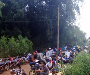 Bốc sắn lên ô tô, 3 người bị sét đánh chết tại chỗ