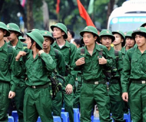 Người đồng tính vẫn thực hiện nghĩa vụ quân sự bình thường
