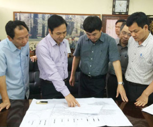 Sập hầm lò, 2 công nhân bị vùi lấp