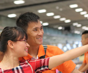 Tuyển Việt Nam đặt chân đến Thái Lan