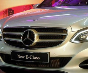 Vì sao Mercedes-Benz triệu hồi hàng nghìn xe lắp ráp?