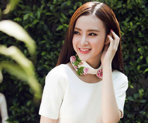 Angela Phương Trinh hợp tác cùng Lưu Thiên Hương, SlimV