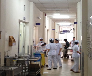 Thanh niên nghịch dại, tự hại... "của quý"