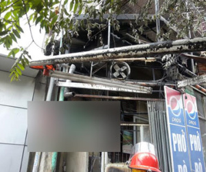 Hà Nội: Cháy lớn ở quán phở, thực khách hoảng loạn