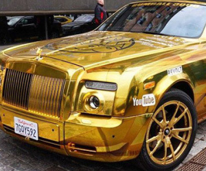 Siêu xe tràn ngập đường phố Stockholm trước giờ xuất phát Gumball 3000