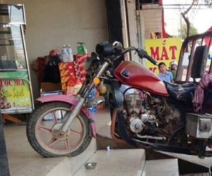 Xe ba gác tông nam sinh viên văng mất nửa xương đùi