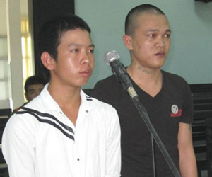 Cướp 50.000 đồng, 2 thanh niên chia nhau 10 năm tù